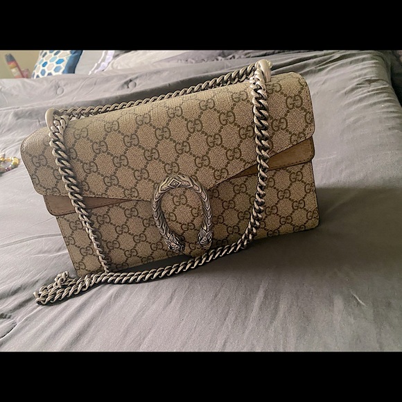 Authentic Gucci - Picture 1 of 6